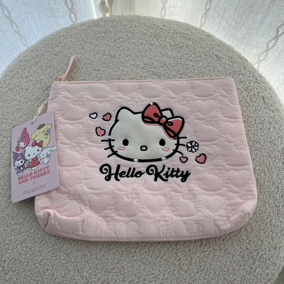 Hello kitty Sanrio pouch - Picture 1 of 2